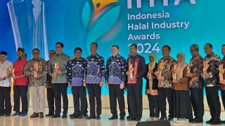 Pemprov Kepri Meraih Indonesia Halal Industry Award (IHYA) Dua Tahun Berturut