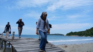 Pantai Mempadi Terancam, Camat Bintan Pesisir Berharap Pengembangan Pulau Poto Beri Konstribusi untuk Masyarakat