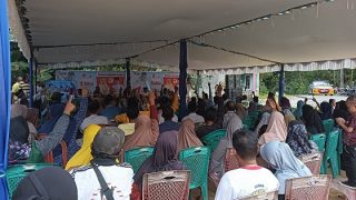 Sambutan Meriah di Desa Selemam untuk Cen Sui Lan dan Jarmin