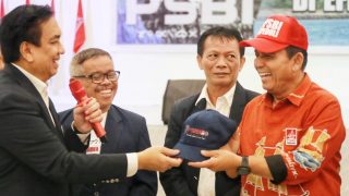 Effendi Simbolon: Walaupun Saya dari PDI Perjuangan, Tapi Hati Saya untuk Bapak Ansar