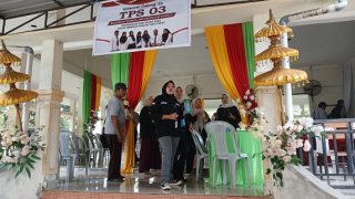 Wow! TPS di Bintan Ini Ditata bak Pelaminan Resepsi Pernikahan ala Melayu