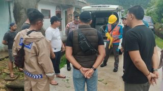Tersetrum, Begini Nasib Perempuan Pedagang Kue Jajanan di Perumahan Sei Lekop Bintan