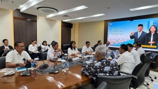 Gubernur Kepri Mengusulkan Lanjutan Pembangunan Waduk Kawal dan Penataan Pulau Penyengat kepada Wamen PUPR