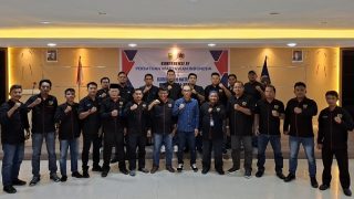 Konferkab IV PWI Kabupaten Natuna, Andi Gino: Jangan Terpengaruh, Tetap Tegak Lurus dengan KEJ