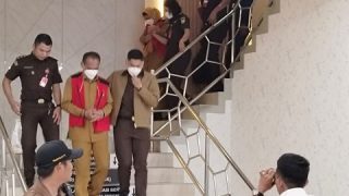 Korupsi Rp769 Juta, Kejari Menahan Dua Pejabat Pemkab Karimun