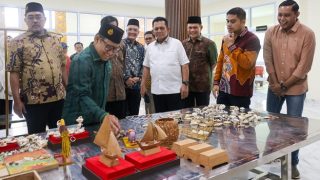 Didampingi Ansar Ahmad, Cak Imin Apresiasi Revitalisasi Pulau Penyengat