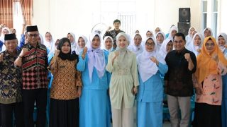 Hafizha Rahmadhani Mengingatkan Soal Dunia Pendidikan Anak kepada Pengurus Himpaudi Bintan