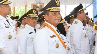 Ansar Ahmad dan Nyanyang Dilantik sebagai Gubernur dan Wagub Kepri, Presiden RI: Ragu-ragu Boleh Mundur