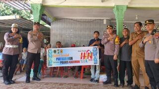 PWI Karimun dan Polres Menggelar Bakti Sosial di Rangkaian HPN 2025