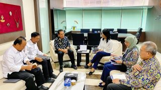 Bertemu Wamen PU, Ansar Bahas Pengembangan Rempang dan Pulau Penyengat