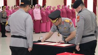 Brigjen Pol Dr Anom Wibowo SIK MSi Dilantik sebagai Wakapolda Kepri, Berikut Daftar PJU yang Baru