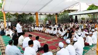 Sebelum Nuzulul Quran, Gubernur Kepri Safari Ramadan dan Berbuka Puasa Bersama di Masjid Al Amin Tanjung Uban