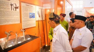 Menteri Kebudayaan RI Mengagumi Museum Sultan Sulaiman Badrul Alamsyah di Tanjungpinang