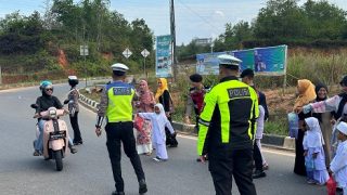 Begini Cara Kapolres Bintan Mendidik Anak untuk Memiliki Jiwa Berbagi