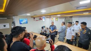 Wagub Kepri Menyambut Pemulangan Salam dan Suhardi, Nelayan Bekong-Batam yang Ditahan APM Malaysia
