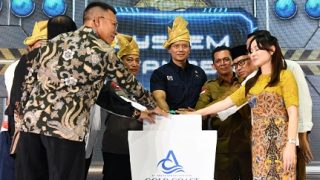 Gubernur Kepri Mendampingi Menko AHY Meresmikan Gold Coast International Ferry Terminal di Batam