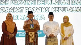 Halalbihalal dengan Masyarakat Kepri di Jakarta, Begini Pesan Ansar Ahmad dan Nyanyang