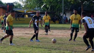 KONI Bintan Versus Askab PSSI Membuka IFC Sungai Enam Ke-44 Tahun 2025