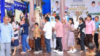 Hari Pertama Lebaran, Wabup Bintan Deby Maryanti Menggelar Open House di Kolong Nam Kijang