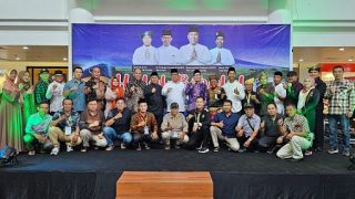 Wagub Kepri Berhalalbihalal dengan Himpunan Keluarga Kerinci (HKK) Kota Batam, Berikut Pesan Nyanyang