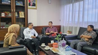 Nyanyang Haris Pratamura dan Japfa Group Membahas Pemenuhan Kebutuhan Daging Ayam di Kepri