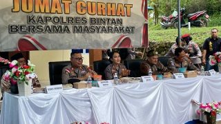 Jumat Curhat di Numbing, Warga Menginginkan Penyuluhan Penerimaan Anggota Polri
