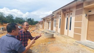 Perdana, Tiga Anggota PWI Kepri Dapat Program Bantuan Rumah Bersubsidi