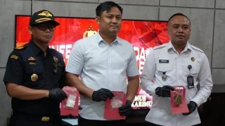 Dua Tersangka Narkoba Ditangkap di Karimun, Puluhan Gram Sabu Disita