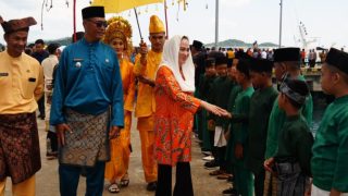 Bupati Natuna Disambut Meriah di Serasan pada Pembukaan Yacht Rally Sail to Natuna