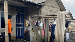 Tiga Rumah Warga di Penaga-Bintan Dihantam Angin Kencang