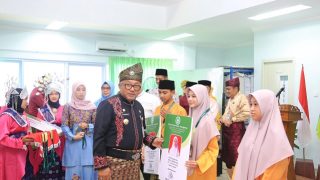 Lis Darmansyah Mengapresiasi MAN Tanjungpinang, Jadi Sekolah Pertama Menerapkan Digitalisasi Keuangan di Kepri
