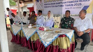 Pemkab Natuna Menyalurkan Bantuan Pangan untuk 3.665 Warga