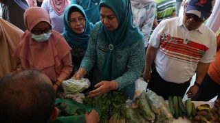 Serentak di Indonesia, Gerakan Pangan Murah di Ramayana Tanjungpinang Disambut Antusias Masyarakat