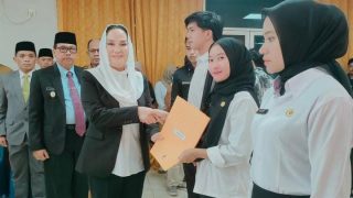 59 PPPK Resmi Dilantik, Bupati Natuna Minta Aparatur Kerja Profesional