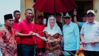 Pemkab Natuna Salurkan Alat Pemadam untuk Tingkatkan Kesiapsiagaan Warga Sedanau