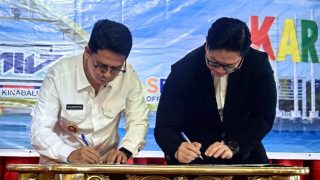 Bupati Karimun dan Investor PT Syifa Petco Internasional Malaysia Teken MoU Pengembangan Investasi