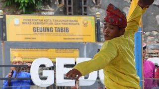 Pulau Sejarah Jadi Pusat Wisata Budaya, Lomba Gasing Jadi Pembuka Penyengat Heritage Fest 2025