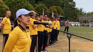 Cara Kapolres Bintan Mempererat Silaturahmi, Ajak Personel Jalan Santai di Alam Terbuka