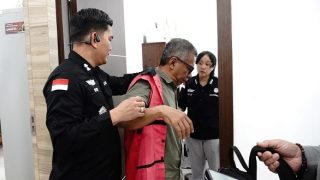 Kejati Kepri Tahan Dua Tersangka Baru Korupsi PNBP Jasa Pemanduan dan Penundaan Kapal