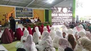 Yonif Raider 136/Tuah Sakti Menggelar Doa Bersama Menjelang Pelepasan 450 Personel Satgas Pamtas