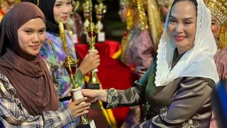 Pagelaran Samudera Budaya di Pantai Piwang Menggemparkan Malam Puncak HUT Ke-26 Kabupaten Natuna