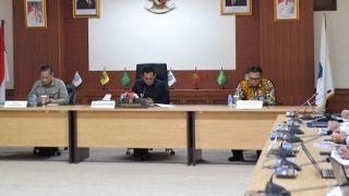 Gubernur Kepri Ansar Ahmad Calon Penerima Satyalancana Wira Karya 2025