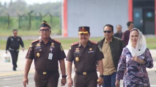 Kajati Kepri J Devy Sudarso Perkuat Sinergi Desa Melalui Program Jaga Desa di Natuna