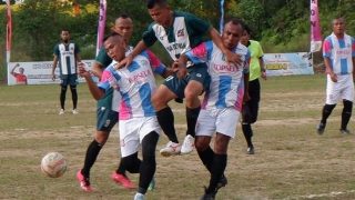 Setelah Bupati Cup Bintan U40, Dilanjutkan Festival Sepak Bola Usia Dini di Lapangan Mantrust Topsela