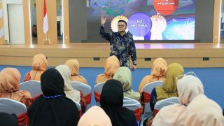 Anggota DWP Bintan Dibekali Ilmu Kecerdasan Emosional dan Kecerdasan Spiritual (ESQ)