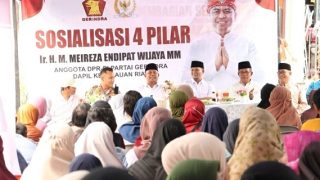 Endipat Wijaya Mengajak Warga Kepri Menjaga Nilai Keberagaman saat Sosialisasi Empat Pilar Kebangsaan