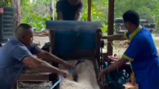 Bupati Natuna Meresmikan Pabrik Sagu BUMDes Kelanga, Cen Sui Lan: Ini Akses Ekonomi Baru