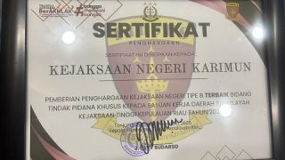Kejari Karimun Meraih Dua Penghargaan Terbaik Bidang Tindak Pidsus