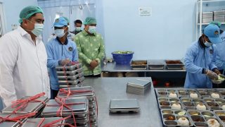 Bupati Bintan Cek Higienis dan Standar Gizi di SPPG Teluk Sebong, Ini Hasilnya