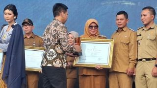 Bukit Cermin Tanjungpinang Juara 3 Kelurahan Award Tingkat Nasional